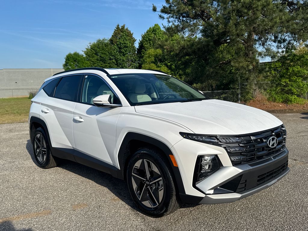 2025 Hyundai Tucson SEL Convenience photo 2