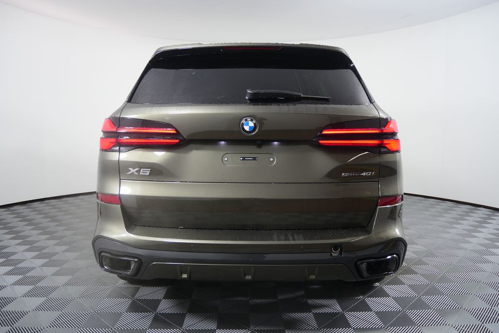 Thumbnail: 2026 BMW X5 - 4