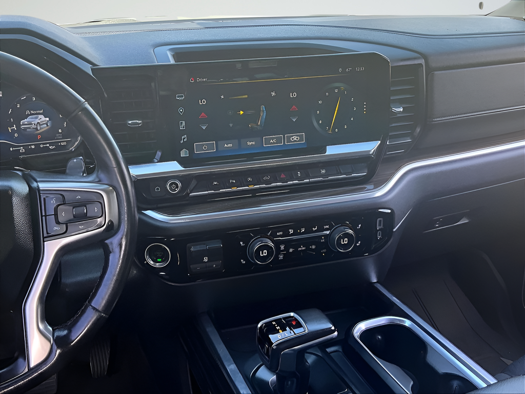 Used 2022 Chevrolet Silverado 1500 RST 4D Crew Cab