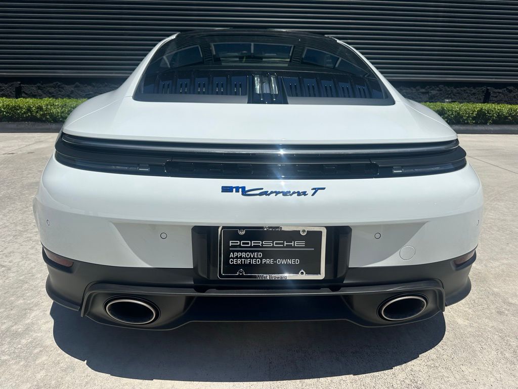 Thumbnail: 2026 Porsche 911 - 12