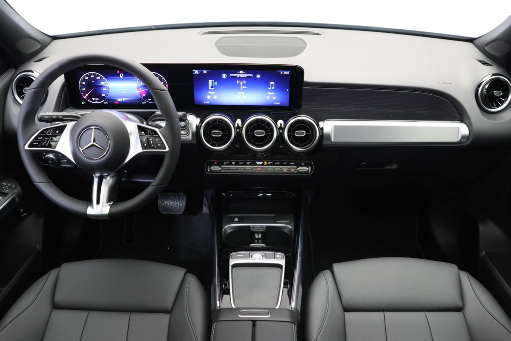 Thumbnail: 2026 Mercedes-Benz GLB - 18