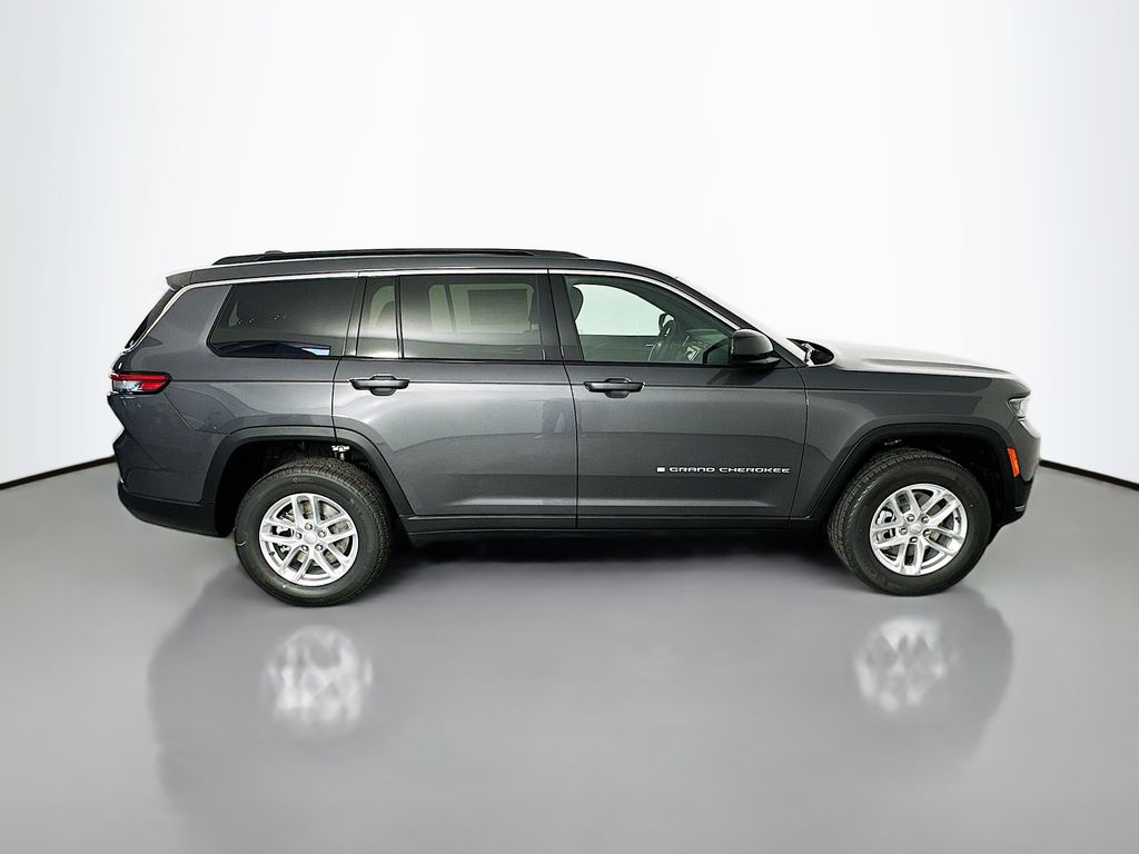 JeepGrand Cherokee L8