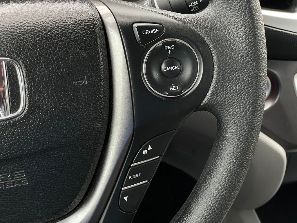 Thumbnail: 2018 Honda Pilot - 14