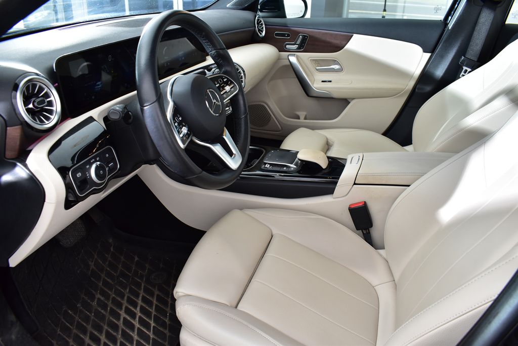 Thumbnail: 2022 Mercedes-Benz A-Class - 13