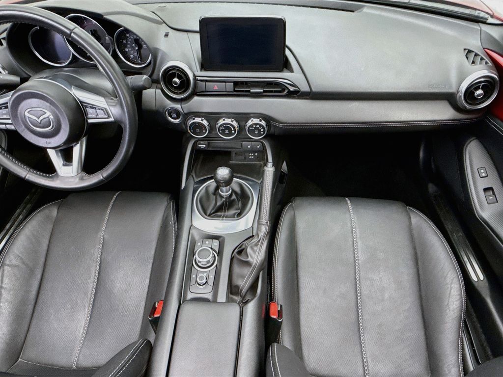 Thumbnail: 2020 Mazda MX-5 Miata - 13