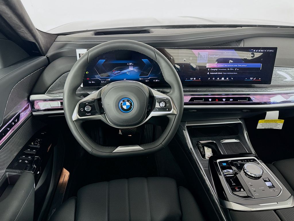 Thumbnail: 2025 BMW i7 - 19
