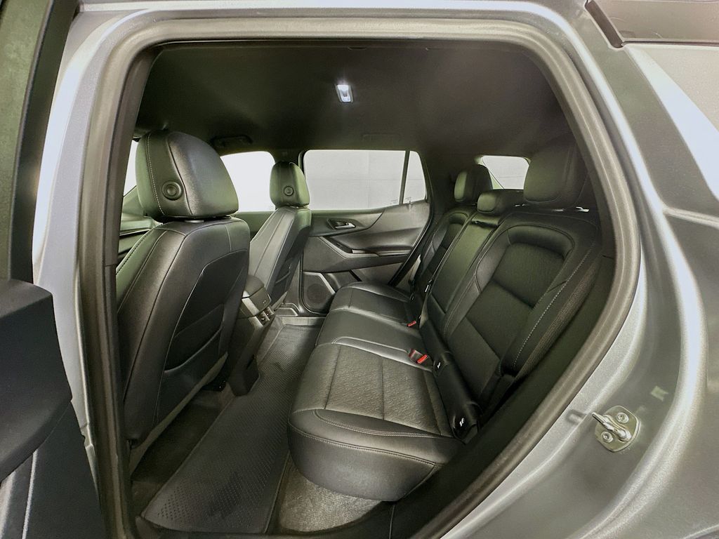 Thumbnail: 2025 Chevrolet Equinox - 25