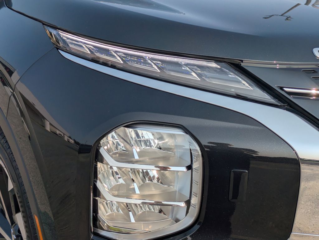 2025 Mitsubishi Outlander Plug-in Hybrid Platinum Edition - Photo 9