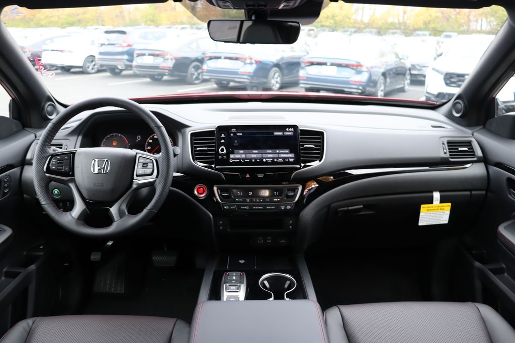Thumbnail: 2025 Honda Ridgeline - 18