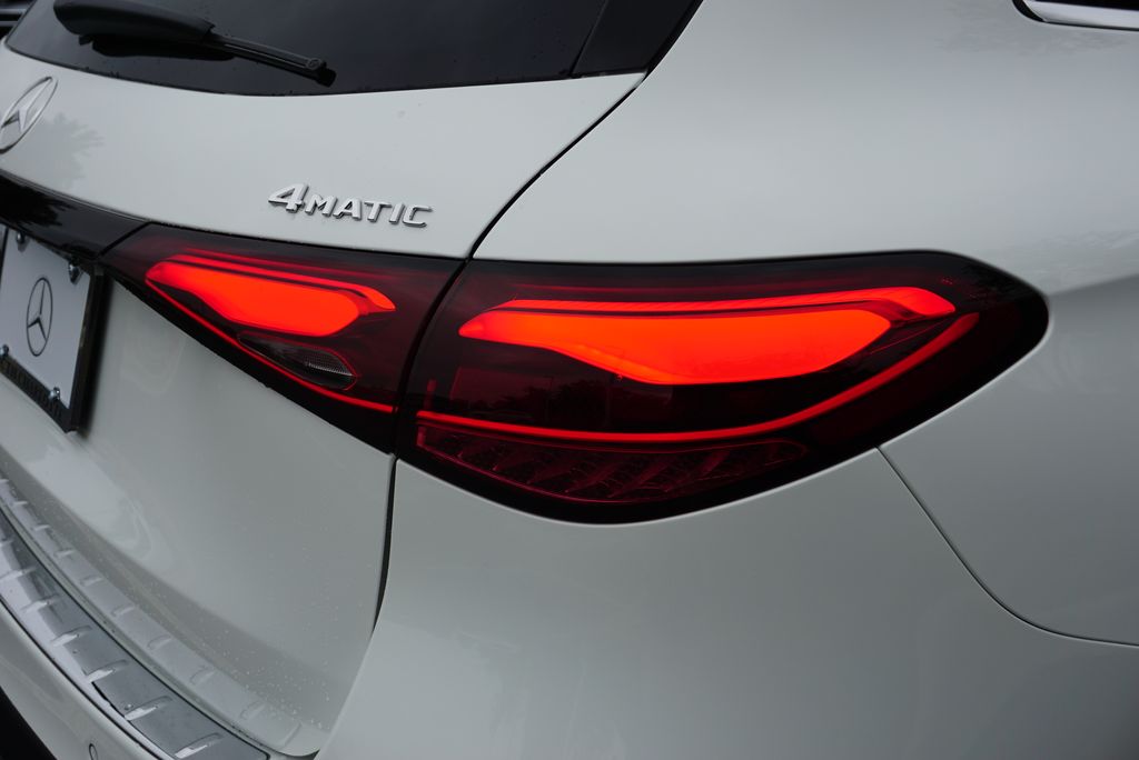 Thumbnail: 2026 Mercedes-Benz GLC - 16