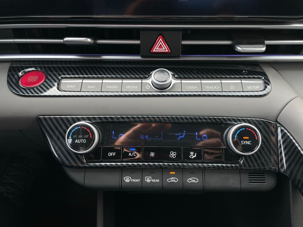 2024 Hyundai Elantra SEL 15