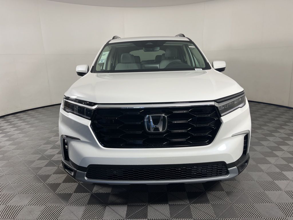 Thumbnail: 2025 Honda Pilot - 7