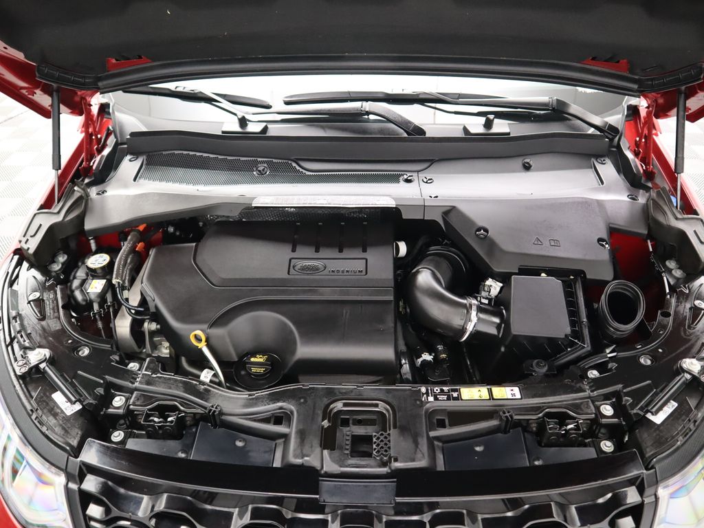 2024 Land Rover Discovery Sport S 29