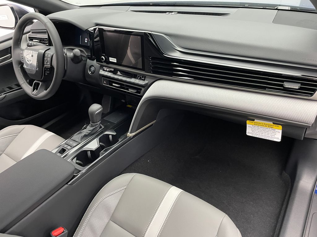 Thumbnail: 2025 Toyota Camry - 16