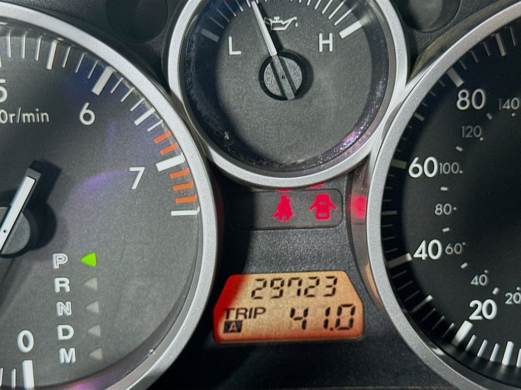 Thumbnail: 2006 Mazda MX-5 Miata - 12