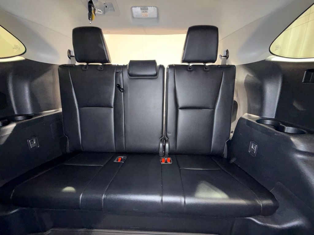 Thumbnail: 2023 Toyota Highlander - 23