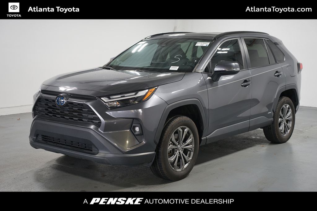 Thumbnail: 2022 Toyota RAV4 - 1
