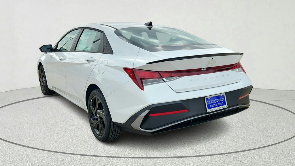 2026 Hyundai Elantra