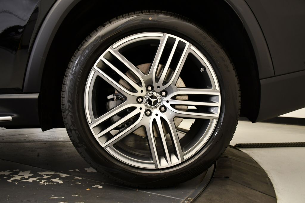 Thumbnail: 2026 Mercedes-Benz GLS - 14