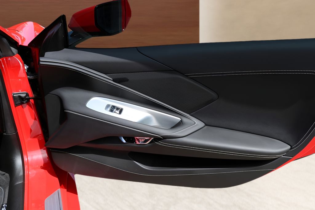 Used 2022 Red Chevrolet Stingray image 18