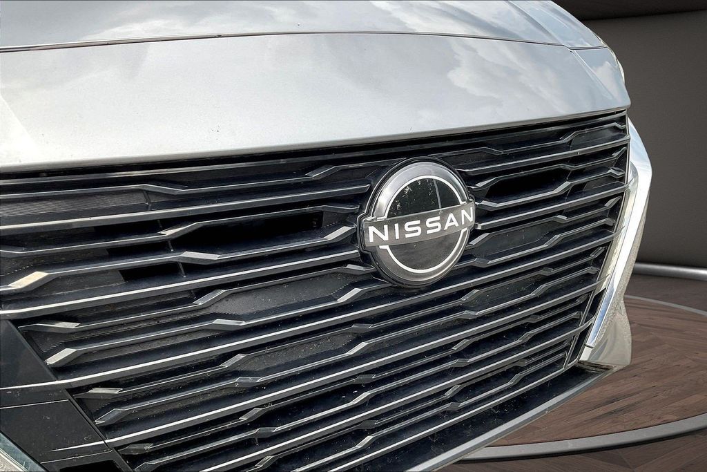 Used 2024 Nissan Altima Sedan