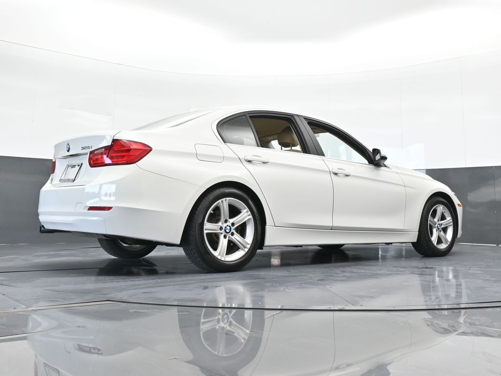 Used 2015 Alpine White BMW 328i image 54