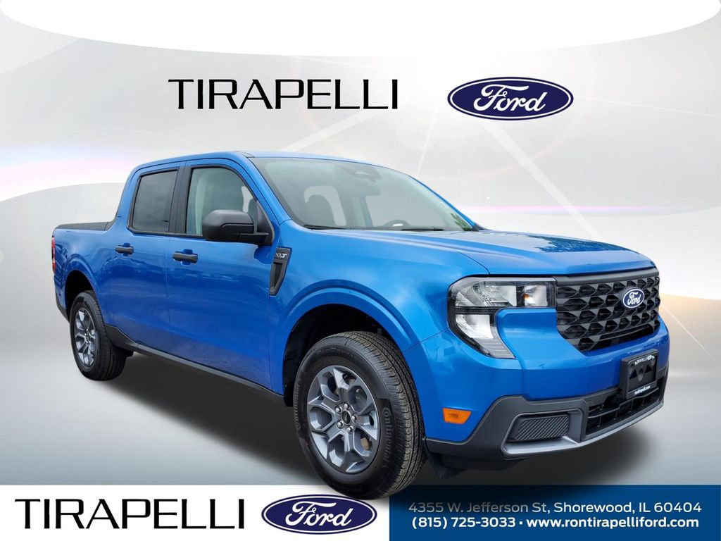 New 2025 Blue Ford XLT image 6