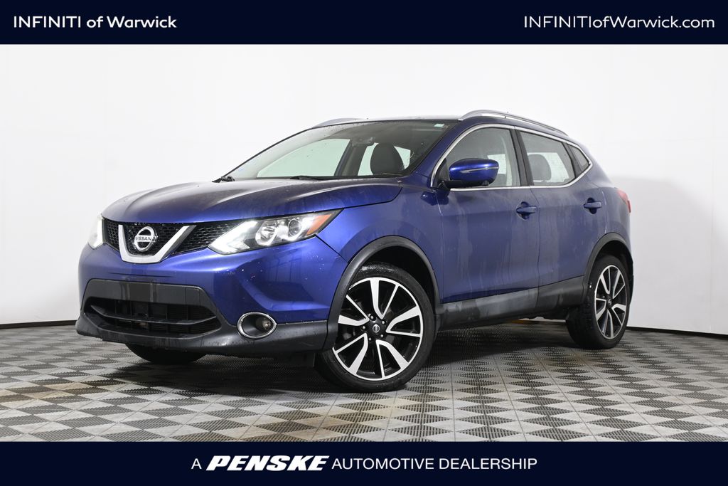 Thumbnail: 2017 Nissan Rogue Sport - 1
