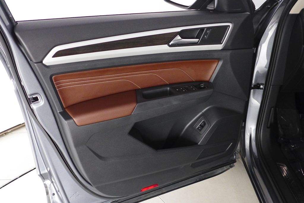 2023 Volkswagen Atlas SE 11