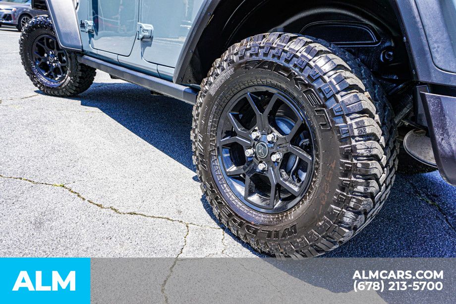 Used 2025 Gray Jeep Willys image 16