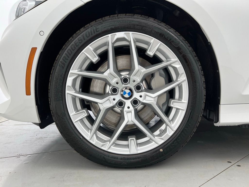 Thumbnail: 2026 BMW 3 Series - 23