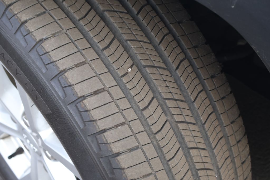 Thumbnail: 2024 Jeep Grand Cherokee - 13