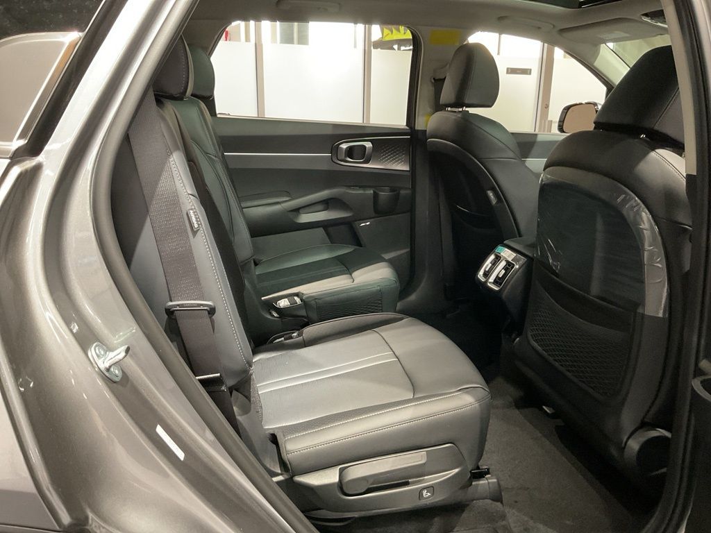 New 2026 Gray Kia EX image 23