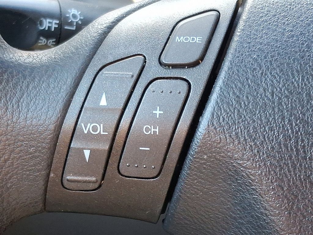 2007 Honda Accord SE 19