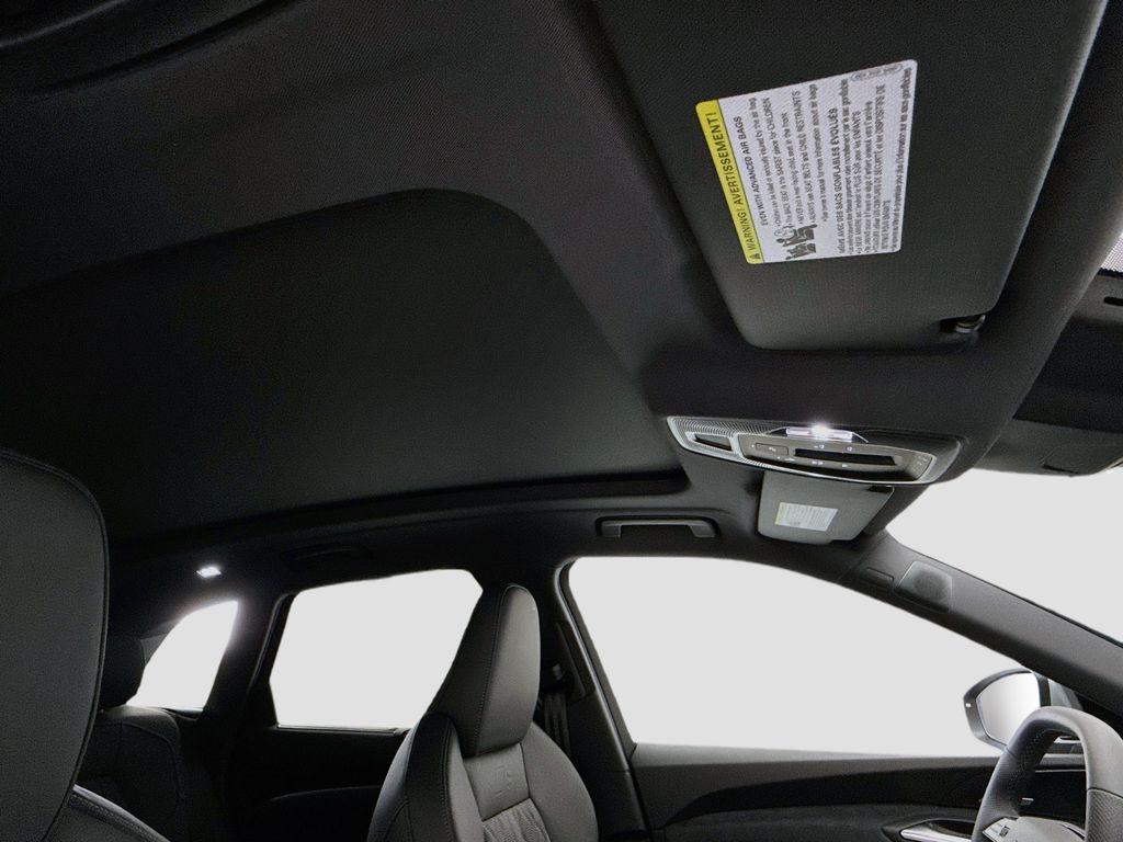 Thumbnail: 2026 Audi SQ5 - 17