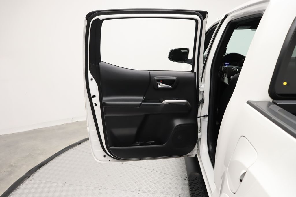 2022 Toyota Tacoma Limited 21