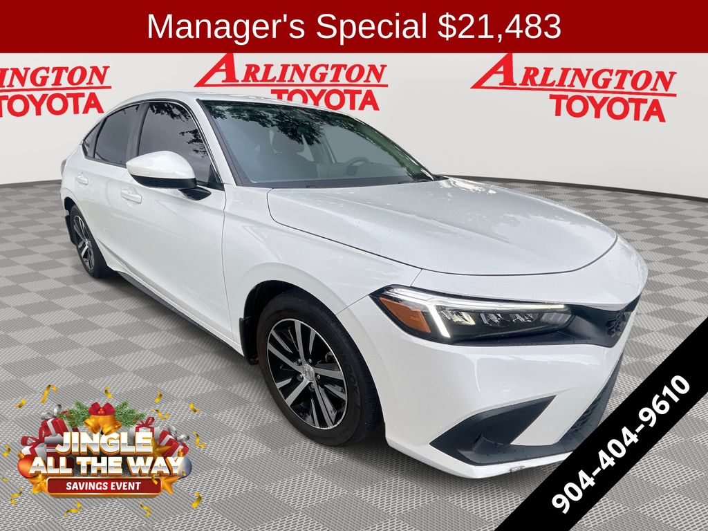 2024 Honda Civic Hatchback LX's photo