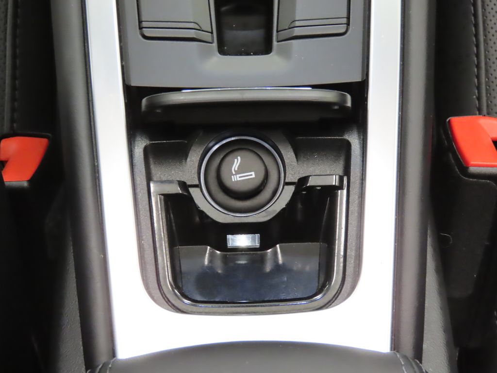 Thumbnail: 2016 Porsche 911 - 28