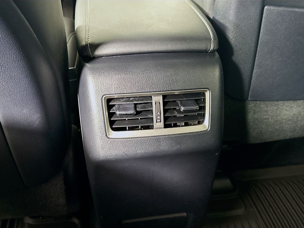 2022 Lexus RX 350L 26