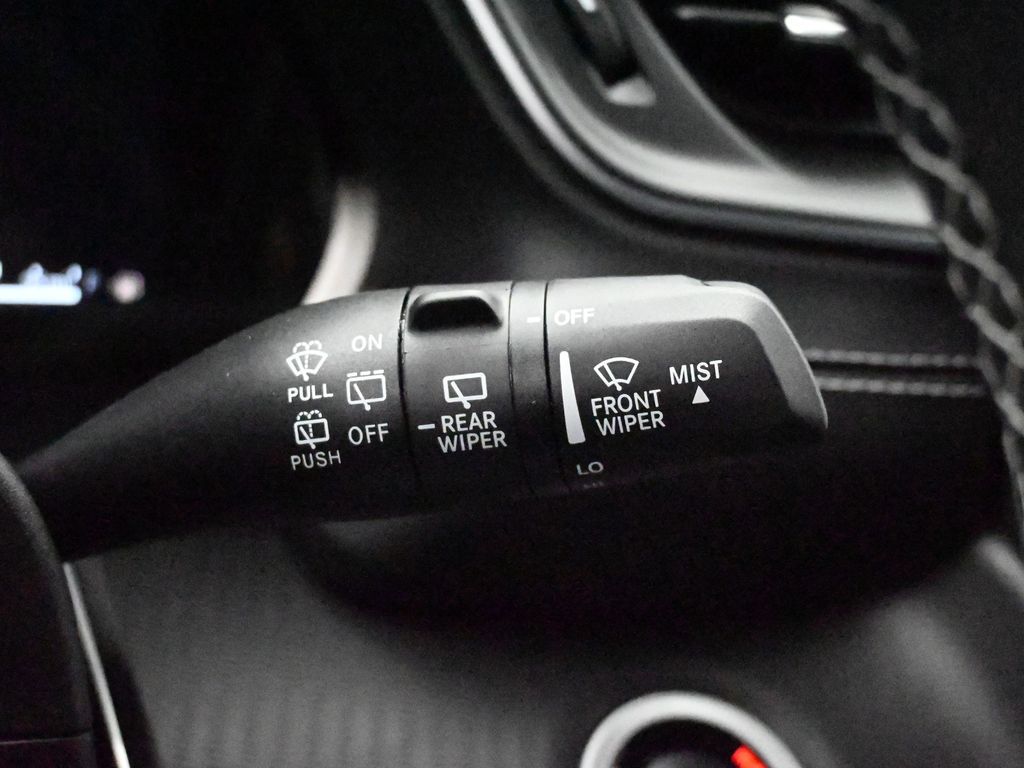 Used 2024 Silver Zynith Jeep Laredo image 31