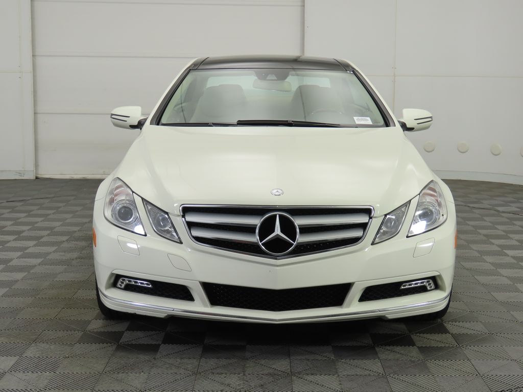 Thumbnail: 2010 Mercedes-Benz E-Class - 2