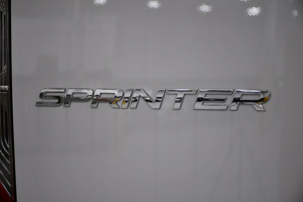 Thumbnail: 2026 Mercedes-Benz Sprinter - 11