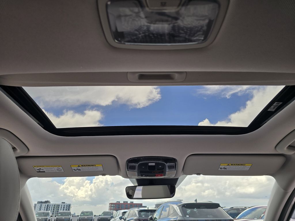 New 2026 Green Hyundai SEL Premium image 10
