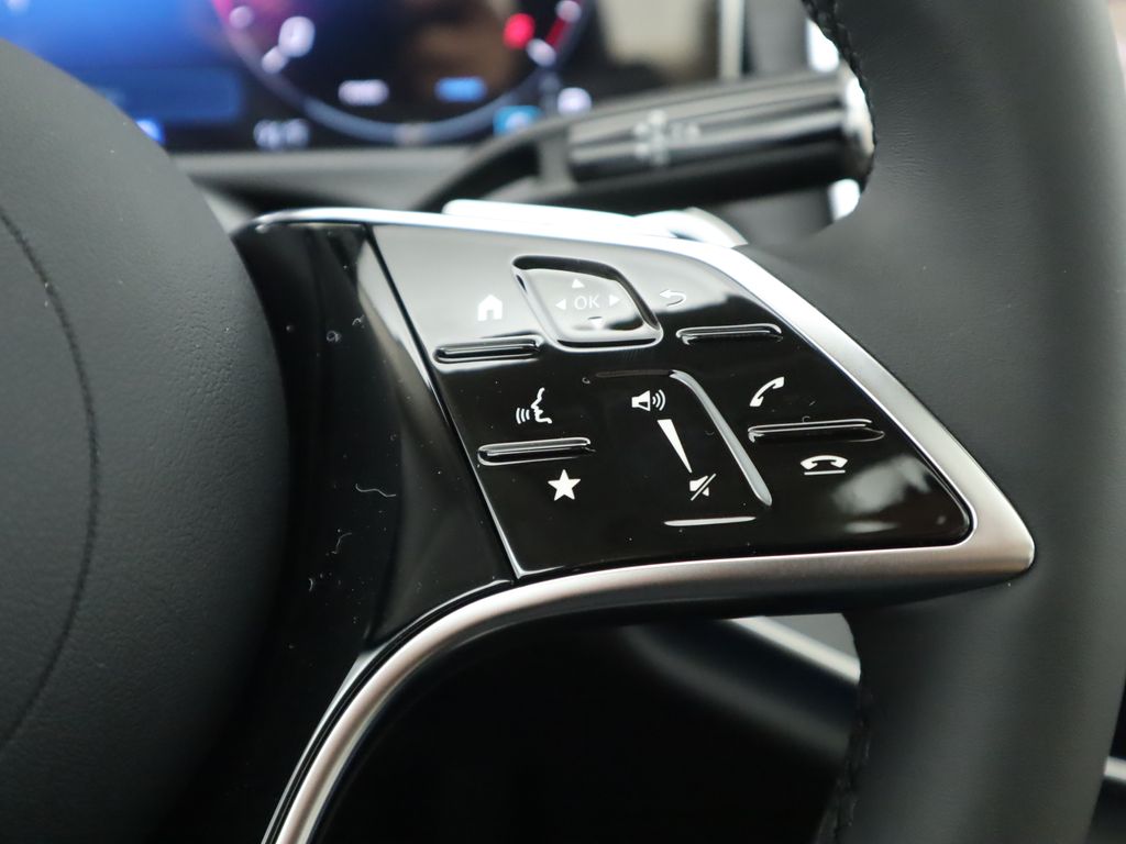 Thumbnail: 2026 Mercedes-Benz E-Class - 12