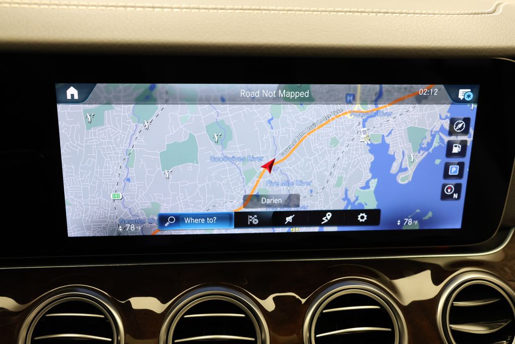 Thumbnail: 2023 Mercedes-Benz E-Class - 26