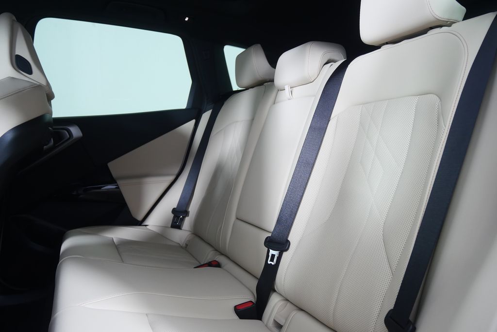Thumbnail: 2026 BMW X3 - 14