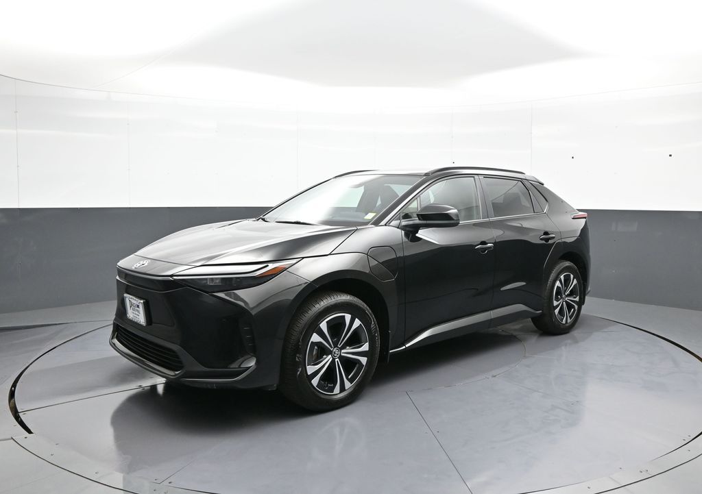 2024 Toyota bZ4X XLE AWD   