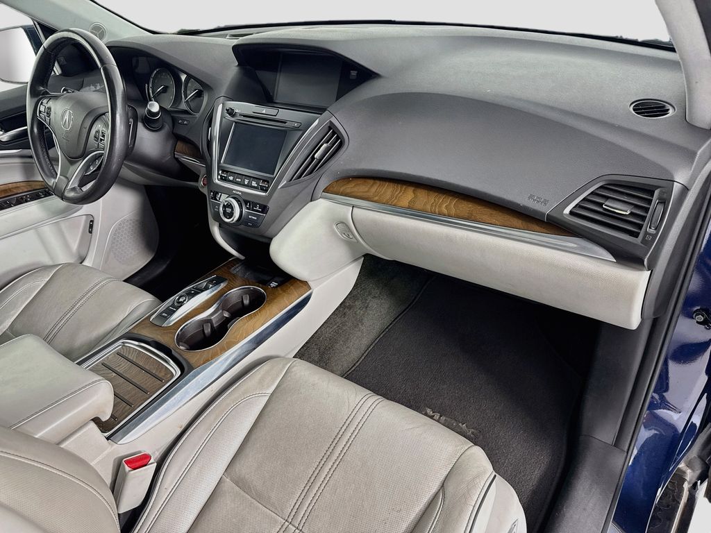 Thumbnail: 2019 Acura MDX - 17