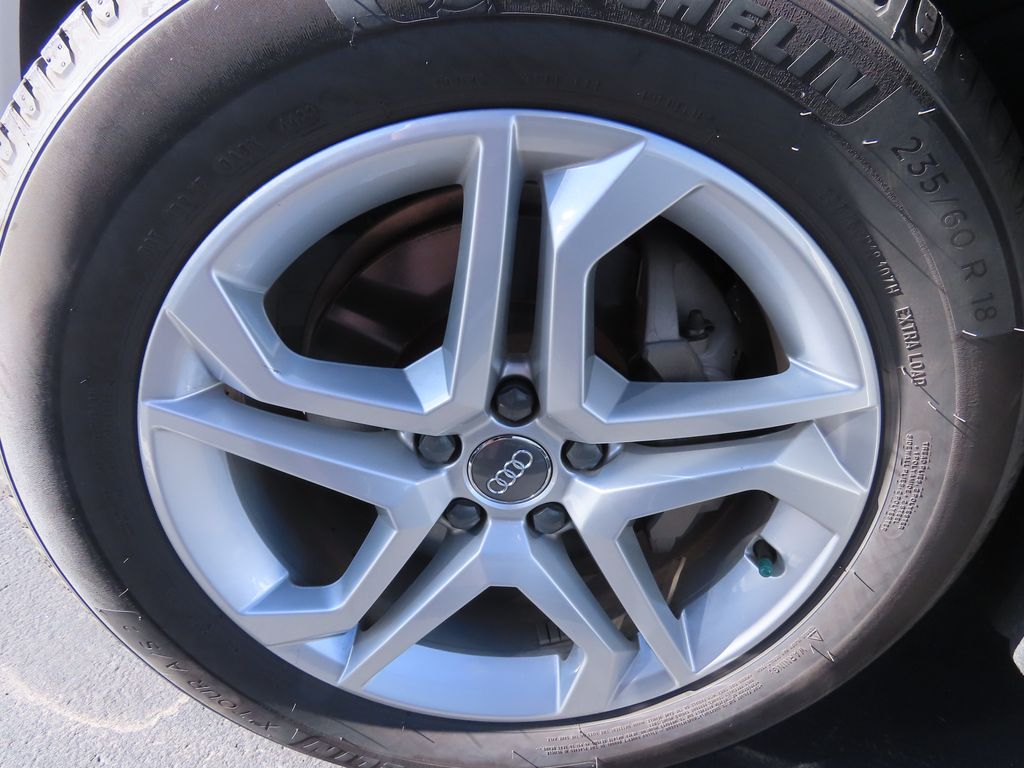 Thumbnail: 2018 Audi Q5 - 15