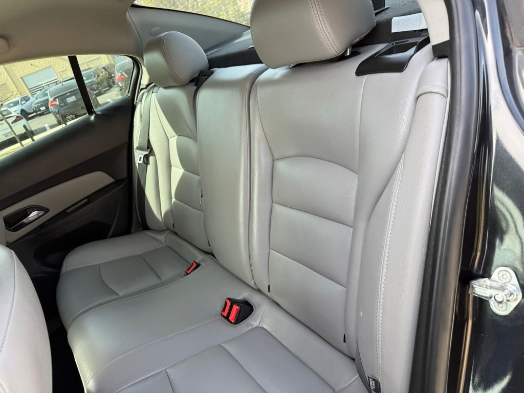 Thumbnail: 2016 Chevrolet Cruze - 22